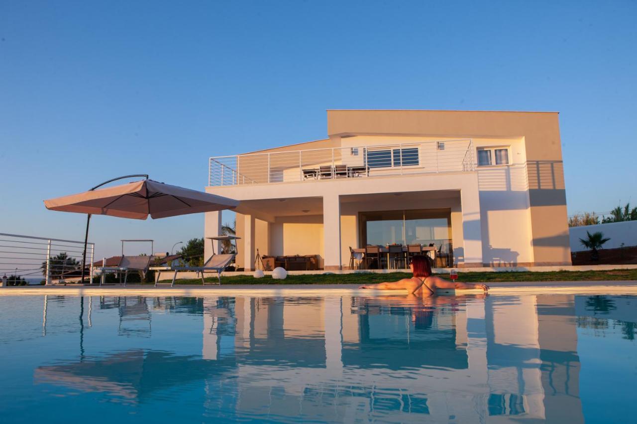 Villa Lombardo Luxury Balestrate Exterior photo